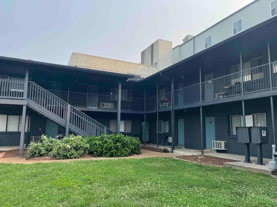 Walk To 12 South, 7 Min To Downtown, Free Parking! Apartment Nashville Bagian luar foto