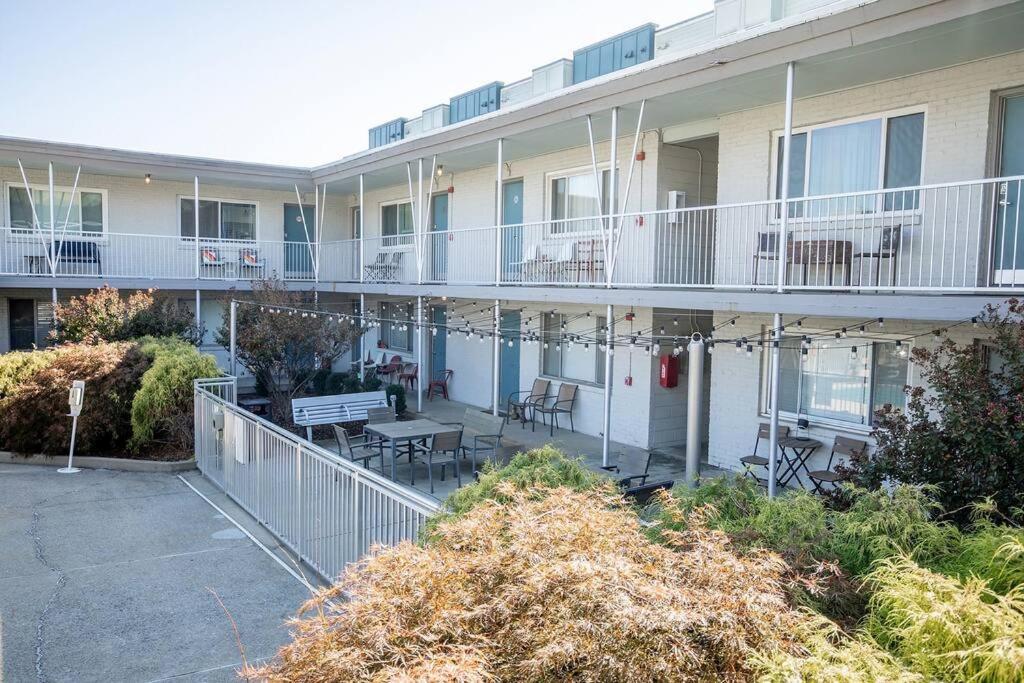 Walk To 12 South, 7 Min To Downtown, Free Parking! Apartment Nashville Bagian luar foto